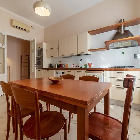 Guesthost - Rione Prati Mm Lepanto Apartamento